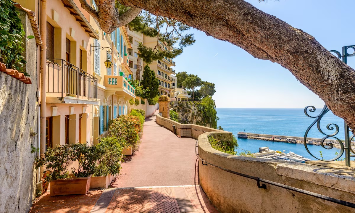 Ville Monaco